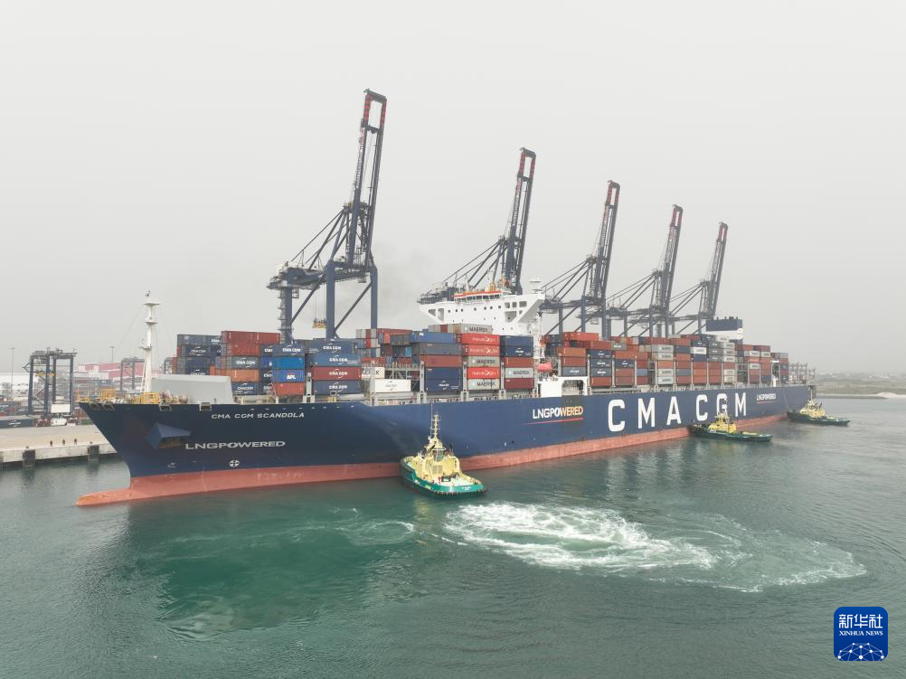 On January 29, 2024, a large container freighter belonging to the French shipping group Dafay slowly docked at the port of Laiki in Lagos, Nigeria. Xinhua Social Development (provided by Laiji Port Company)