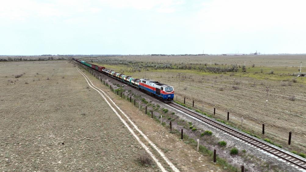 On May 12, 2023, near Almaty, Kazakhstan, freight trains run between Almaty and Khorgos, China (UAV photo). Xinhua News Agency (Photo by Ospanov)