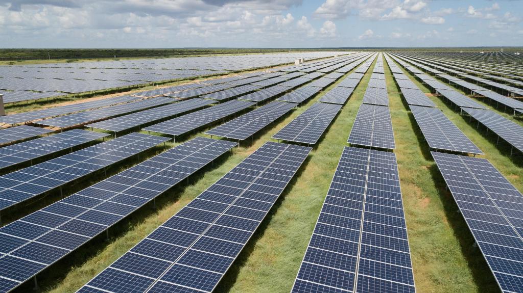 This is a photo taken on December 13, 2019 of the Garissa Photovoltaic Power Station in Kenya. Photo by Xinhua News Agency reporter Xie Han