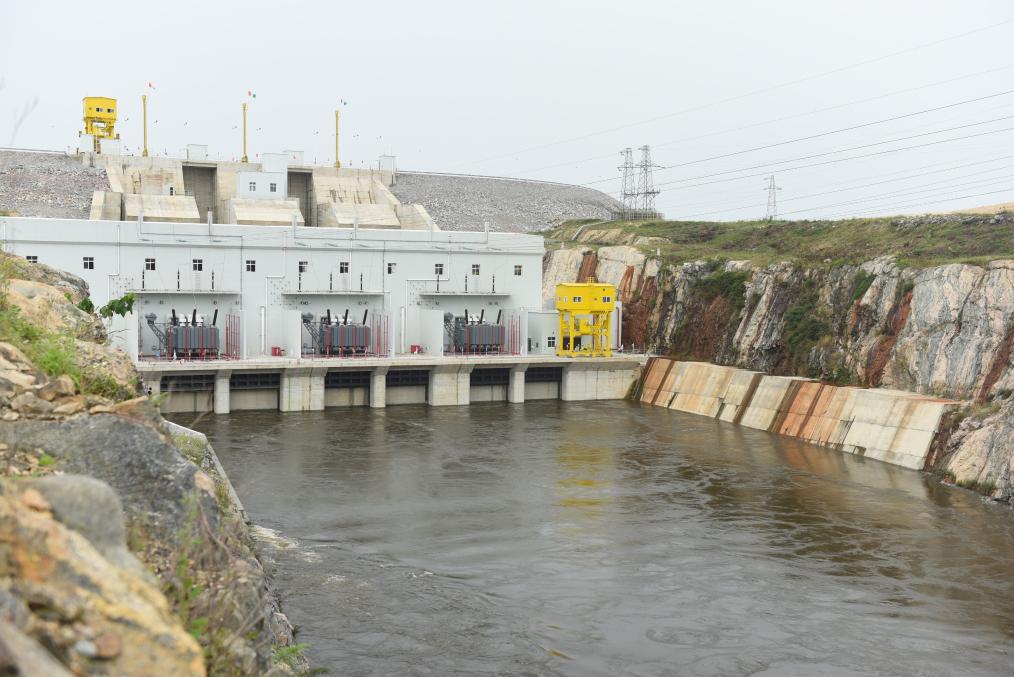 This is a photo taken on November 2, 2017 of the Soubre hydroelectric power station in Cote d'Ivoire. (Photo by Xinhua News Agency reporter Li Baishun)