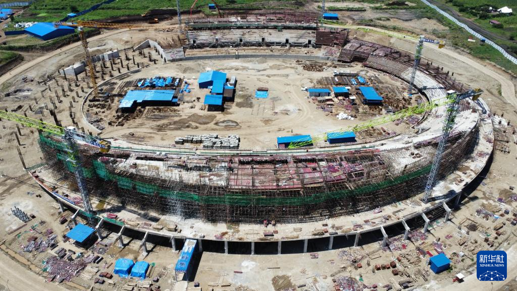 This is a drone photo taken on April 28th of the construction site of the Arusha Comprehensive Sports Stadium project in Tanzania. Xinhua News Agency (Image provided by China Railway Construction Engineering Group Co., Ltd.)