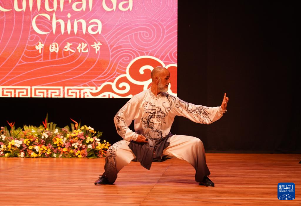 On March 7th, actors performed at the opening ceremony of the 5th Pazhou Chinese Culture Festival. Photo by Zhou Yongsui, Xinhua News Agency reporter